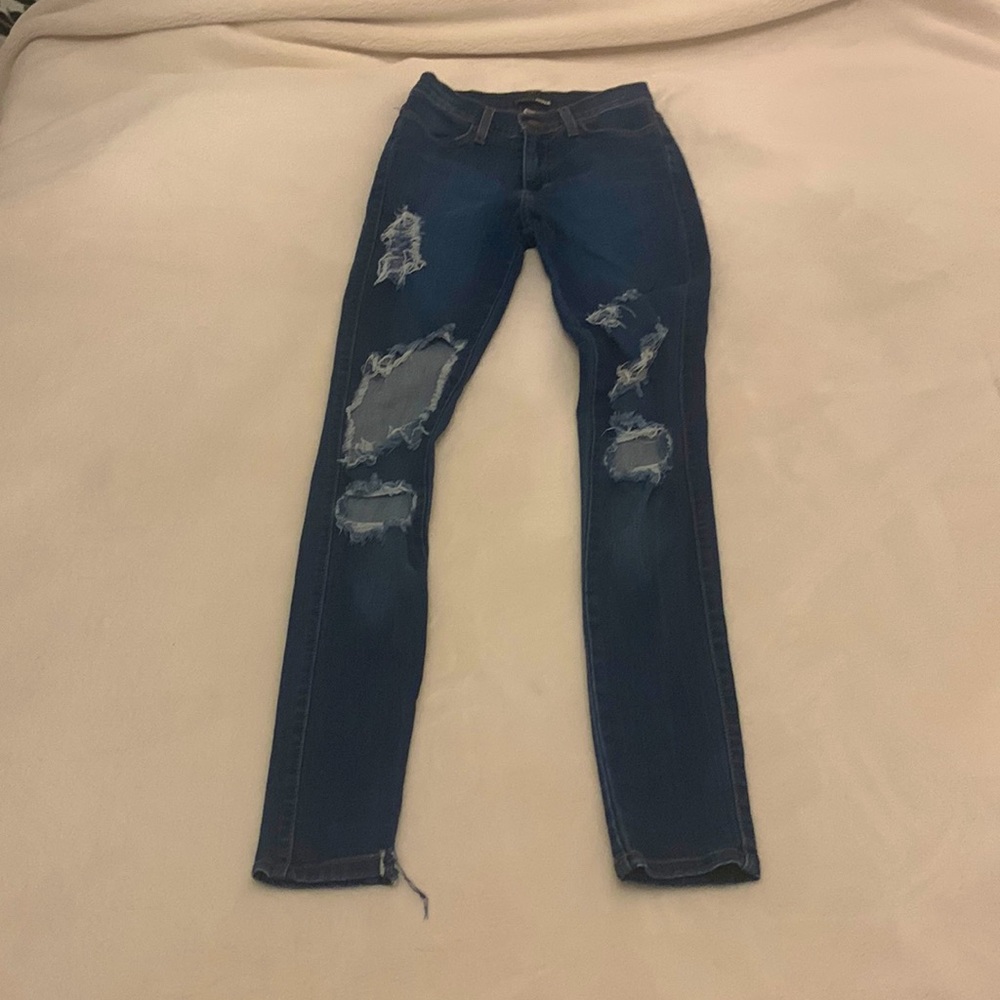 Fashion Nova ripped jeans